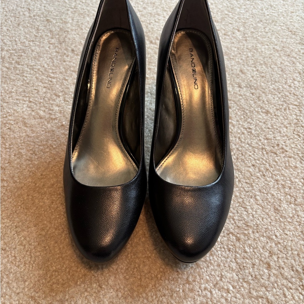 Bandolino Women's Black Pumps